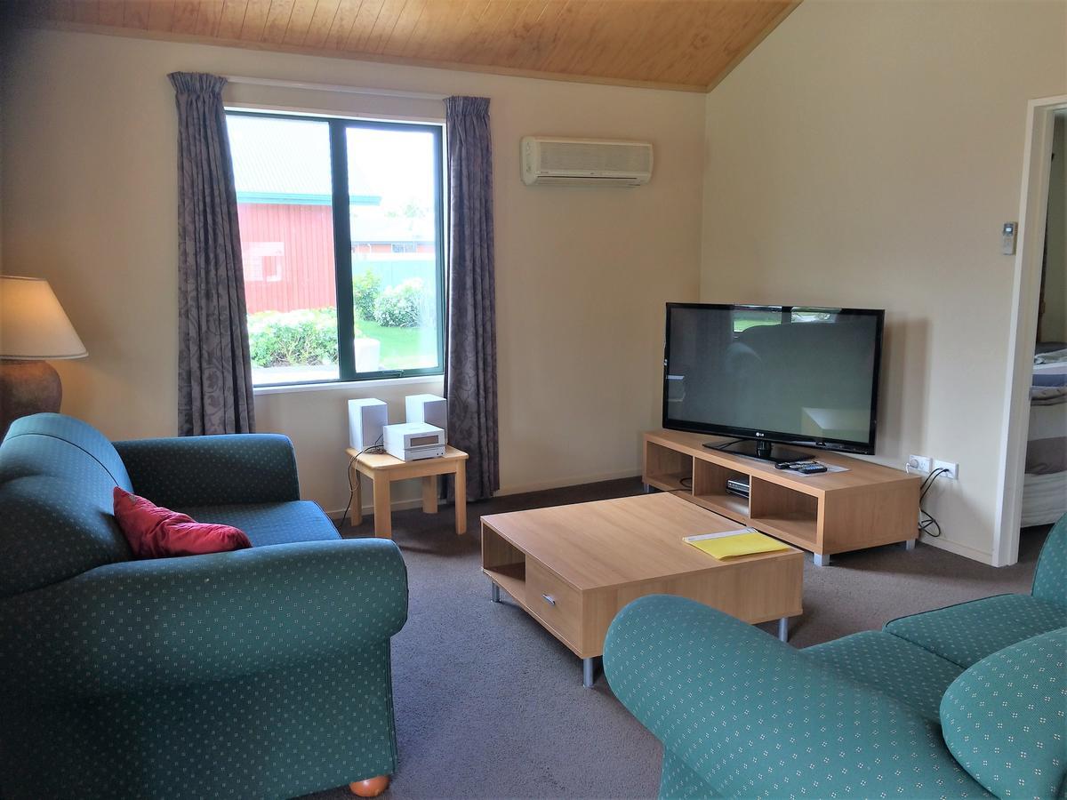 Cedar Chalets And Barkers Lodge Methven Exterior foto