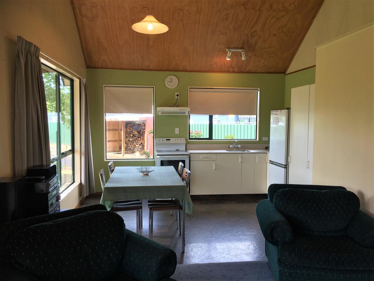 Cedar Chalets And Barkers Lodge Methven Exterior foto